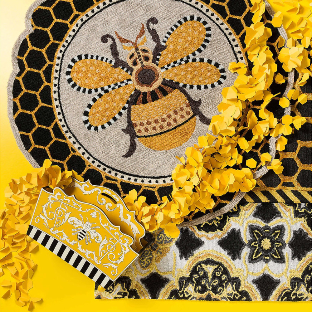 MACKENZIE-CHILDS Queen Bee Rug 4' Round New - Picture 2 of 7